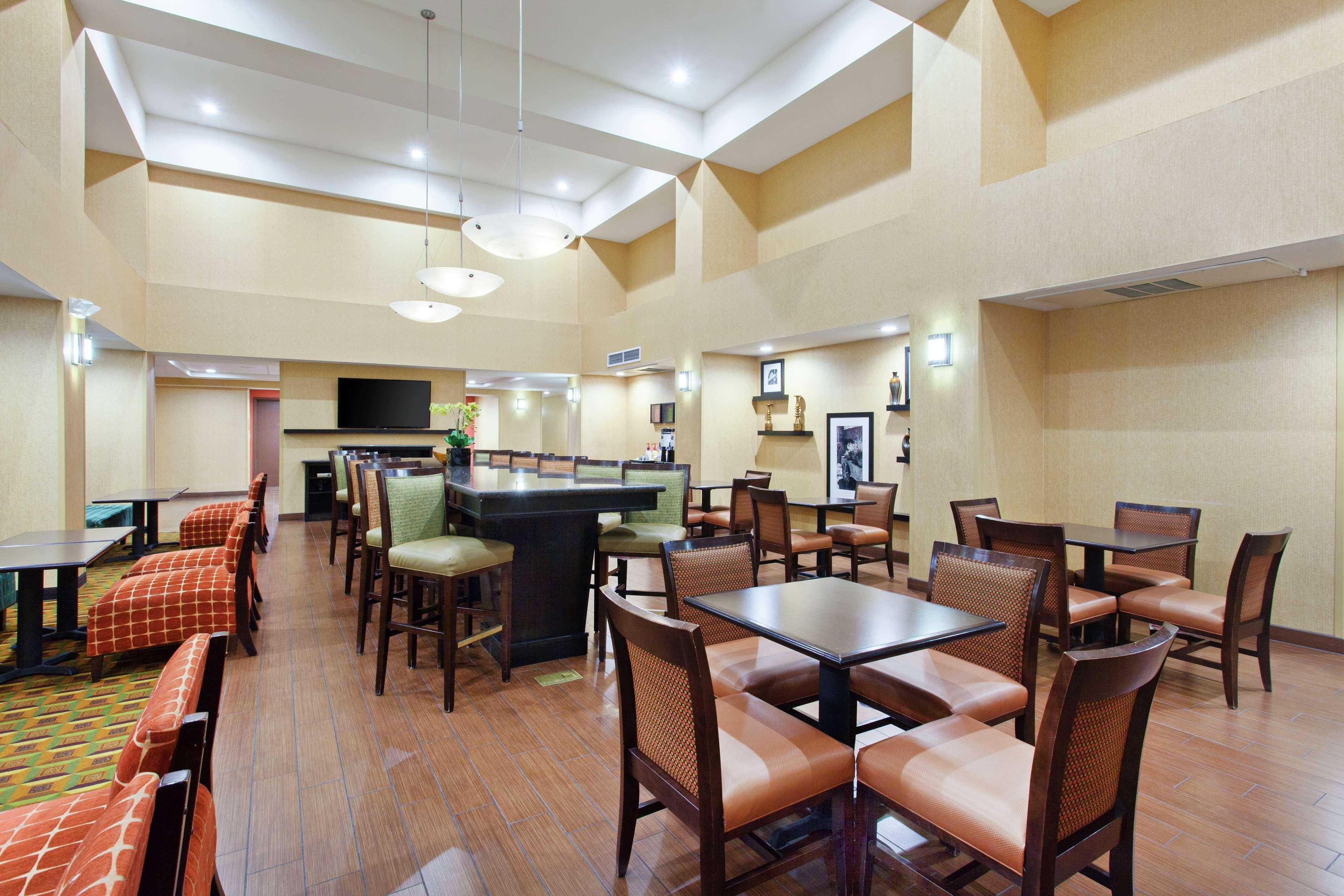 Hampton Inn & Suites Fresno - Northwest Herndon Buitenkant foto