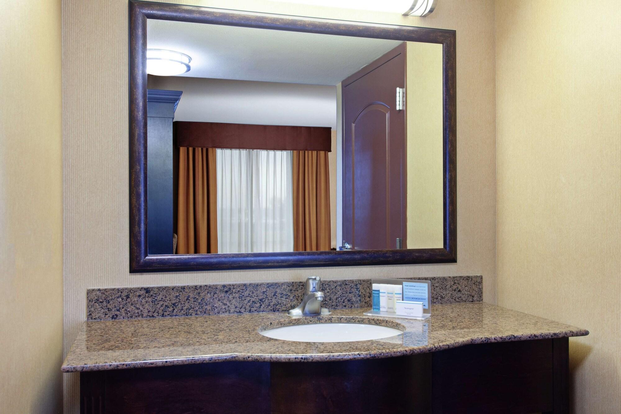 Hampton Inn & Suites Fresno - Northwest Herndon Buitenkant foto